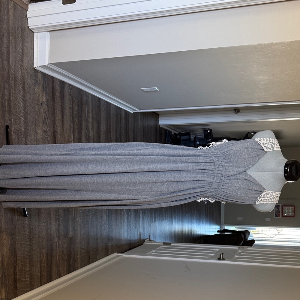 Elegant Gray Maxi Dress with Lace Details